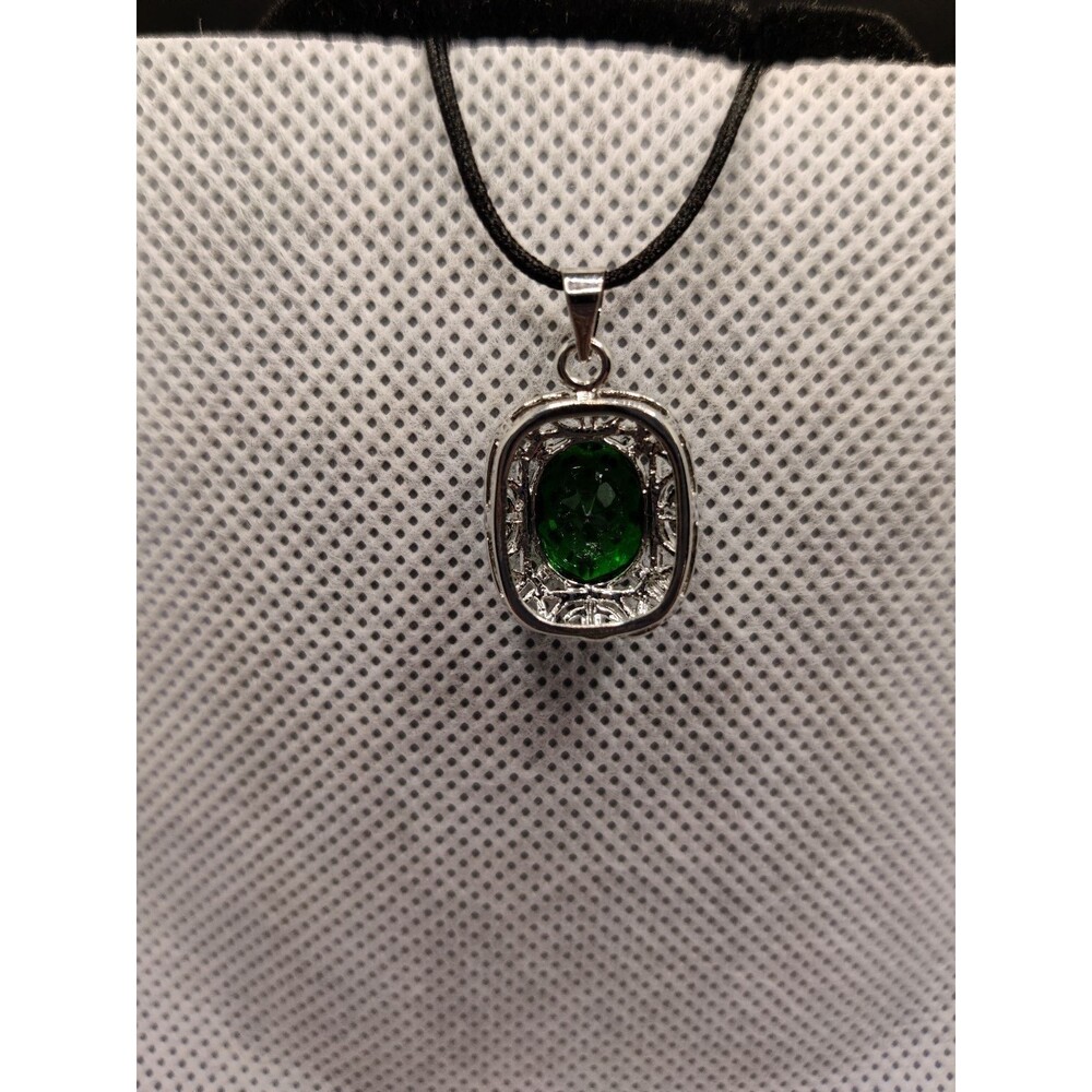 Green Rhinestone Pendant - Picture 4 of 4